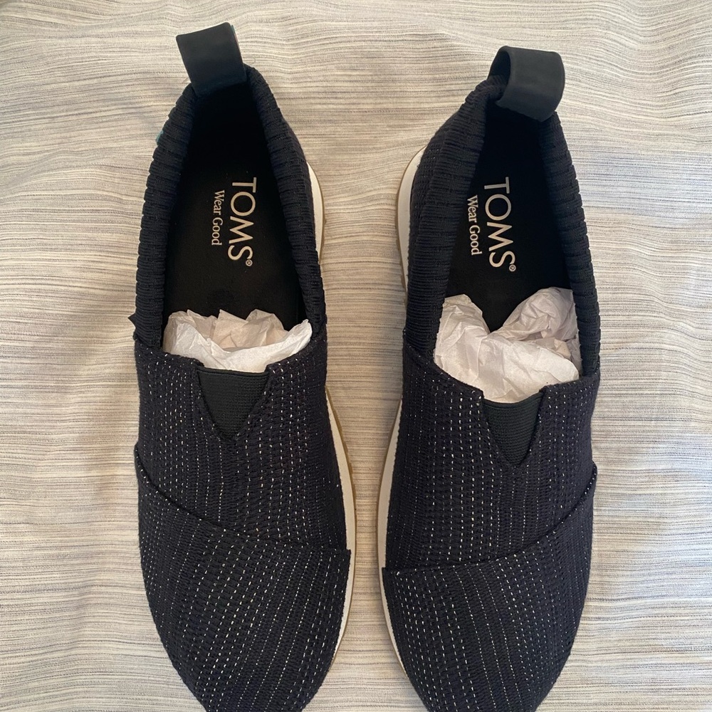 TOMS Black Knit Slip-On Sneakers with White Sole - Picture 5 of 10